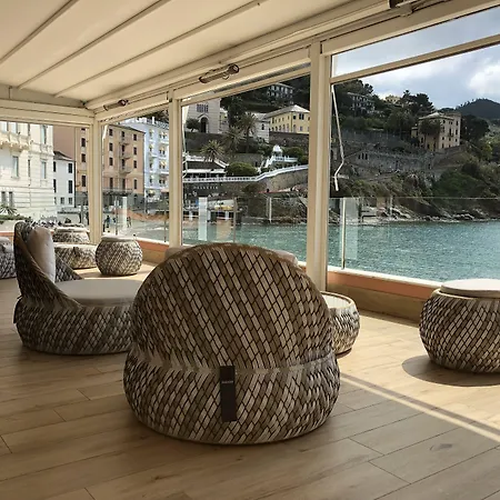 Miramare &