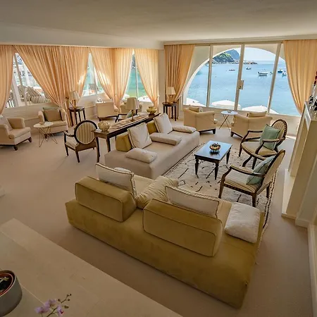 Miramare & 4*