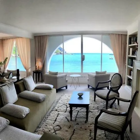 Miramare &