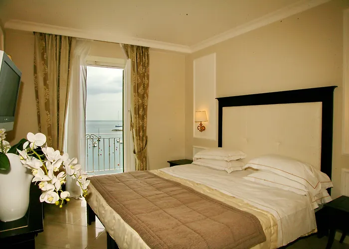 Miramare & Hotel 4*